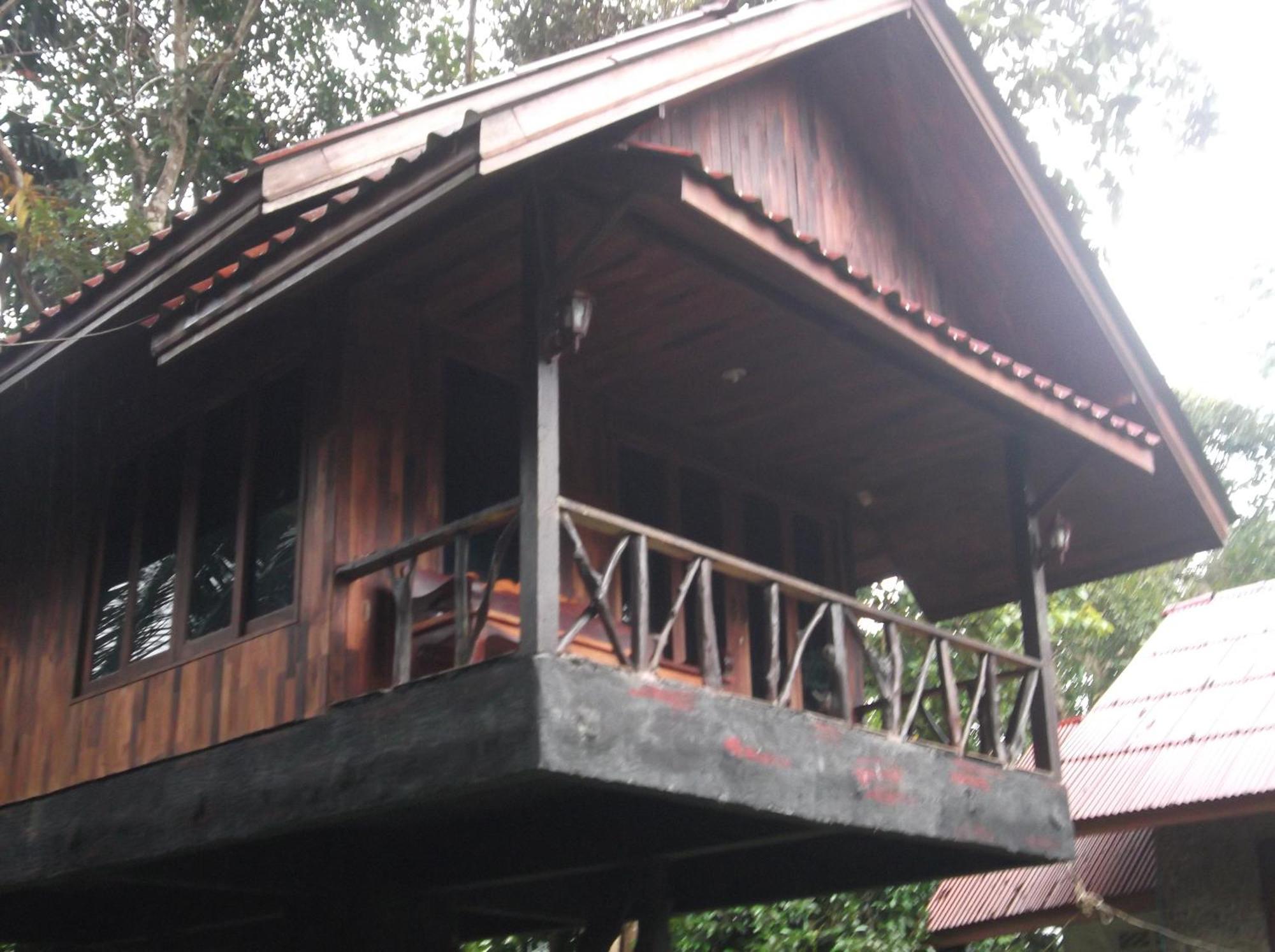Bamboo House Khao Sok National Park Exterior foto